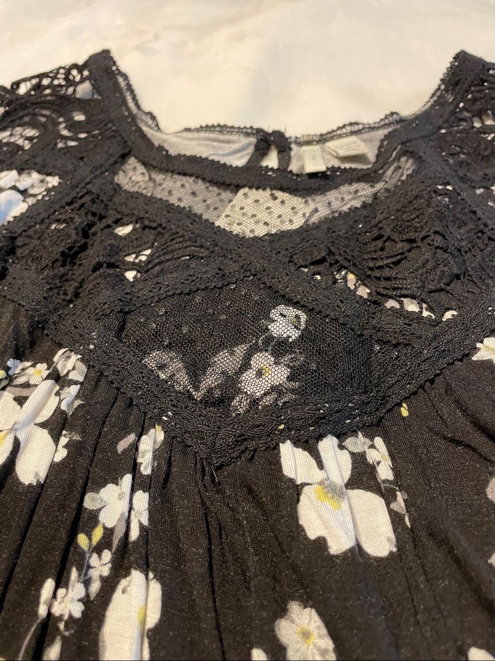 Black Floral Lace Cato Women’s Boho Top Plus size 22/24W - Picture 2 of 12